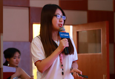 中安信聯(lián)科技有限公司會(huì)員運(yùn)營(yíng)經(jīng)理陸佳媛分享“攜手互聯(lián)網(wǎng)，賦能大安防”